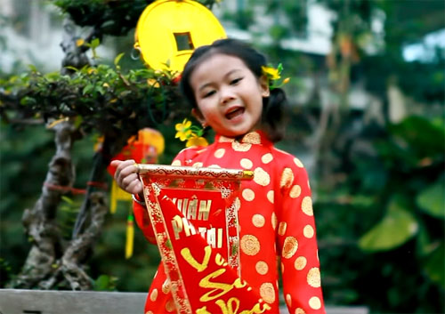 MV của bé 7 tuổi vượt mặt Sơn Tùng lập kỷ lục 100 triệu view - 1