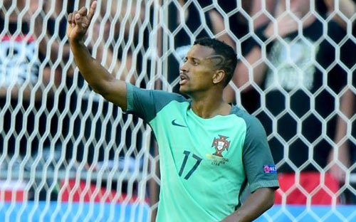 Tin HOT tối 29/6: Mascherano sẽ ở lại Barca - 2