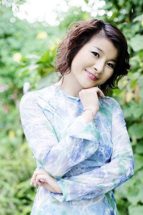 Lý do nữ diễn viên xinh đẹp bị đánh, ném đá ngoài đời - 2