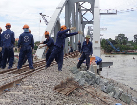 Chùm ảnh: Gấp rút hoàn thiện cầu Ghềnh mới - 14