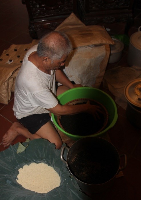 Trà cổ Hà Nội 7 triệu đồng/kg ướp từ 1200 bông hoa sen - 9