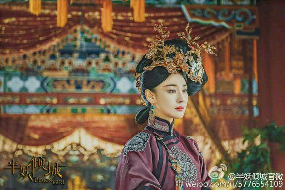 Xuất hiện yêu nữ đẹp nhất màn ảnh - 4