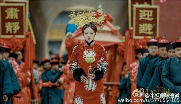 Xuất hiện yêu nữ đẹp nhất màn ảnh - 2