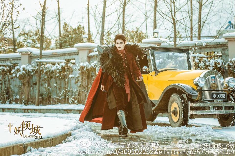 Xuất hiện yêu nữ đẹp nhất màn ảnh - 9