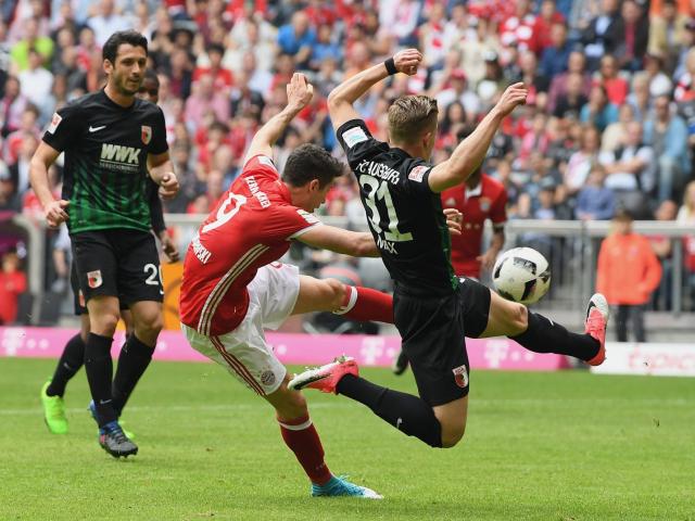 Bayern Munich - Augsburg: Buổi tối kinh hoàng