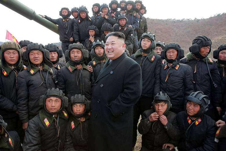 Kim Jong-un tuyên bố &#34;sẵn sàng giải phóng miền nam&#34; - 1