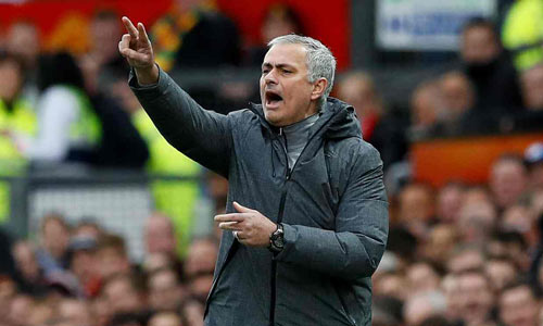 MU: Với Mourinho, sống là không chờ đợi - 2