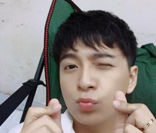 Loạt sao Việt "khủng" bị khui khoảnh khắc sống ảo - 6