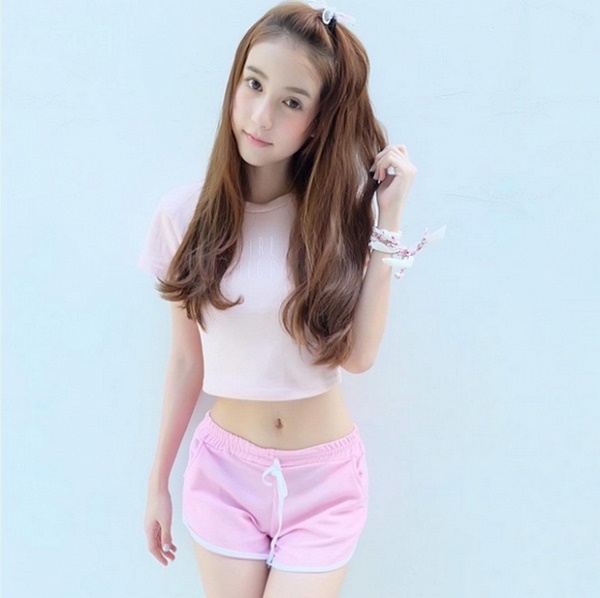 “Yêu” 28 lần/ngày đã là gì, showbiz Thái còn nhiều điều sốc hơn thế - 1