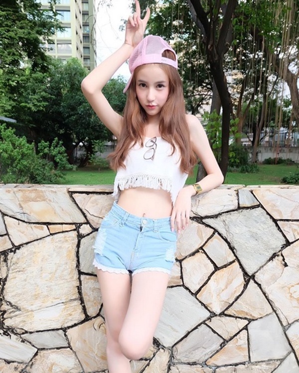 “Yêu” 28 lần/ngày đã là gì, showbiz Thái còn nhiều điều sốc hơn thế - 3