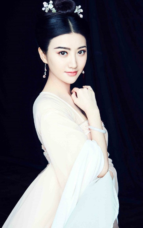 Phim của mỹ nhân "Kong" bị xử lý vì lộ phần nhạy cảm - 9