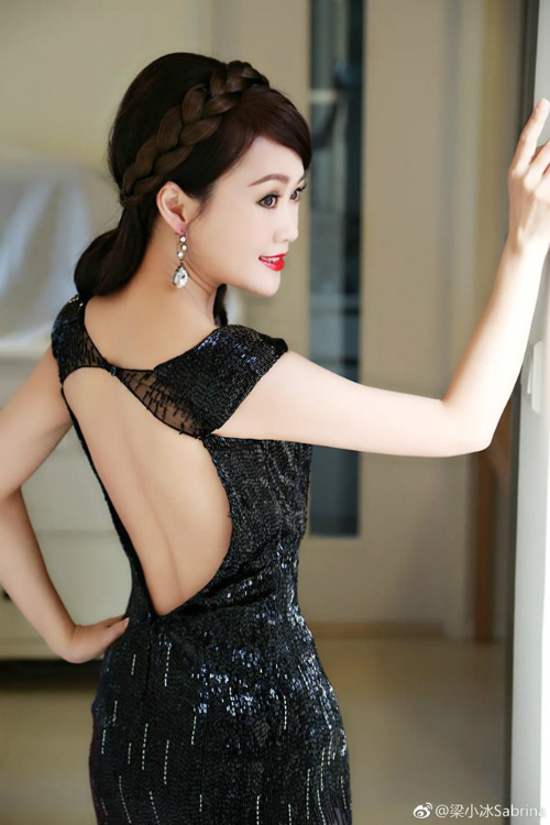 Không thể tin đây là “Chúc Anh Đài” ở tuổi U50 - 3