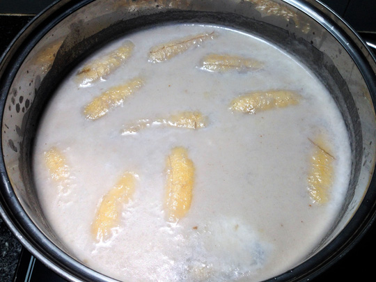 Ngọt ngào như chè chuối chưng của ngoại - 2