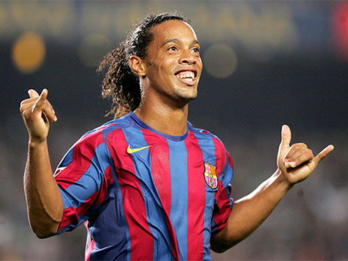 Công Vinh săn sao NHA, đón Ronaldinho đến Việt Nam - 1