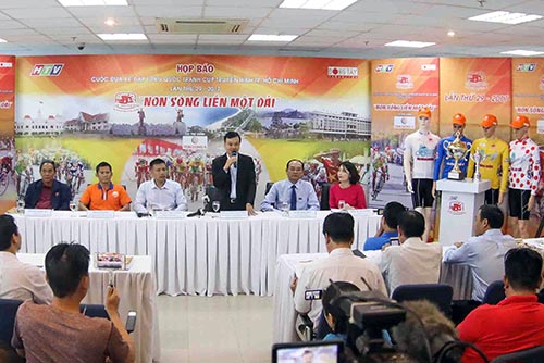 Tin thể thao HOT 4/4: Hoàng Xuân Vinh "hâm nóng" SEA Games - 2