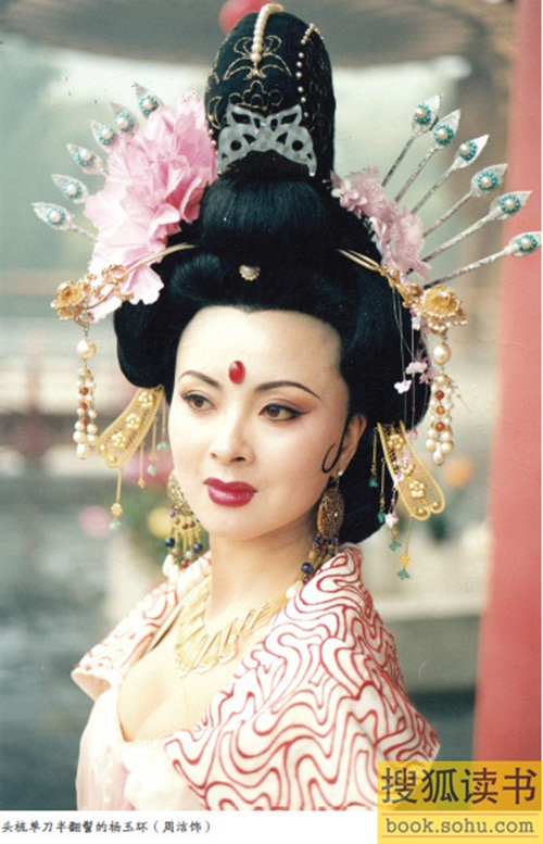 Mỹ nữ hở bạo trước triệu người: Phạm Băng Băng chưa phải số 1! - 6