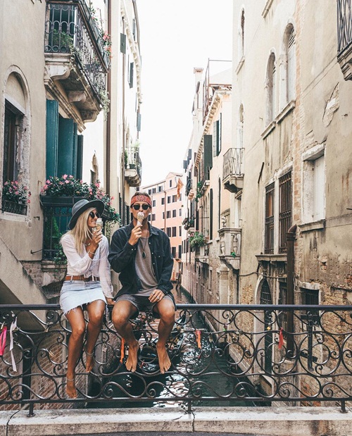 Cặp đôi kiếm cả trăm triệu dễ như chơi nhờ đăng ảnh sống ảo - 5