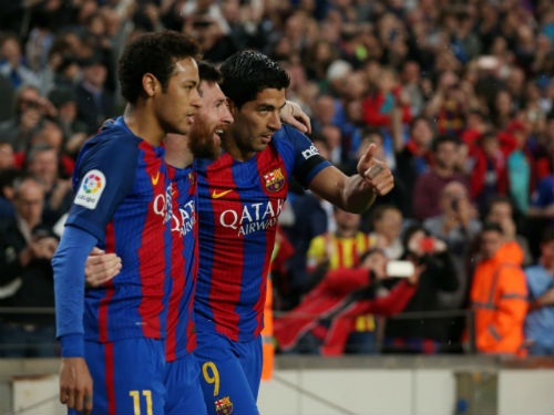 Messi ở lại Barcelona, 150 triệu bảng xây &#34;vây cánh&#34; - 1