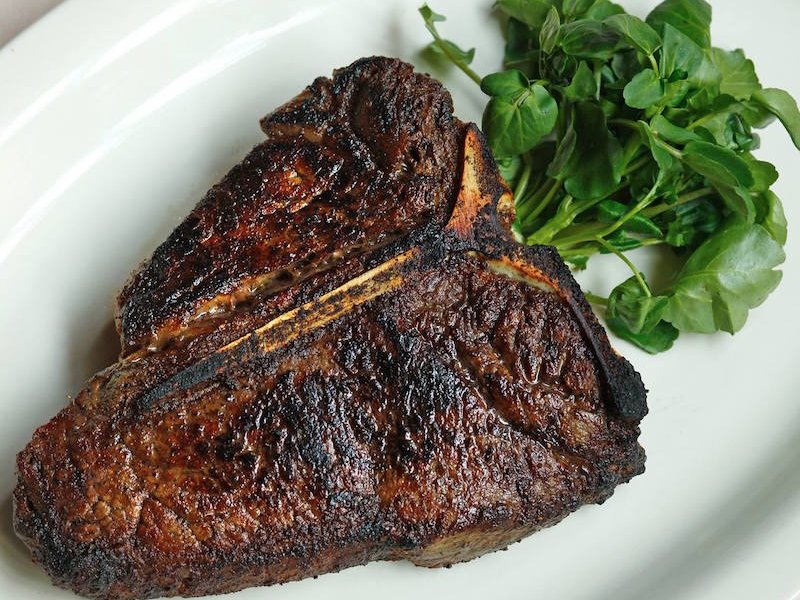 Phát thèm với những món bít tết có giá "trên trời" - 7