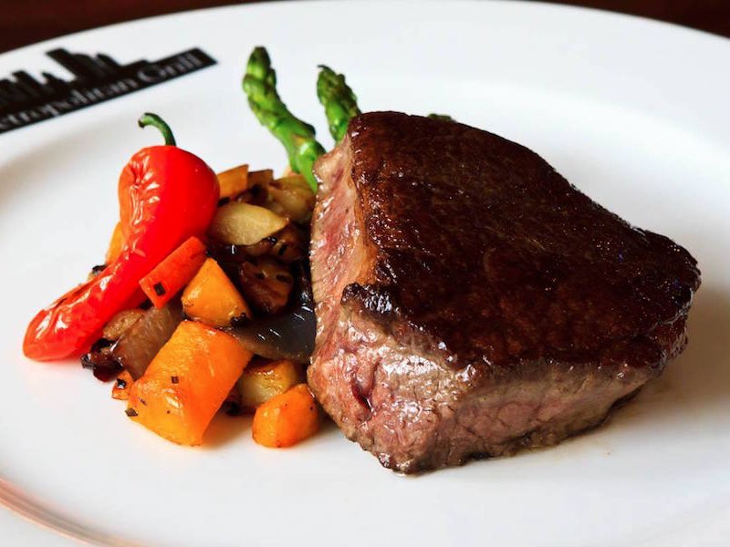 Phát thèm với những món bít tết có giá "trên trời" - 11