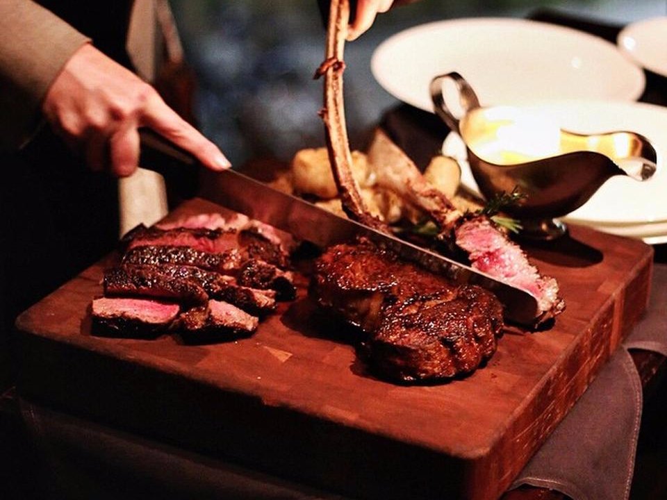 Phát thèm với những món bít tết có giá "trên trời" - 14