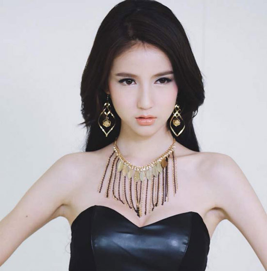 Không thể tin nổi những người đẹp này lại là đàn ông - 13