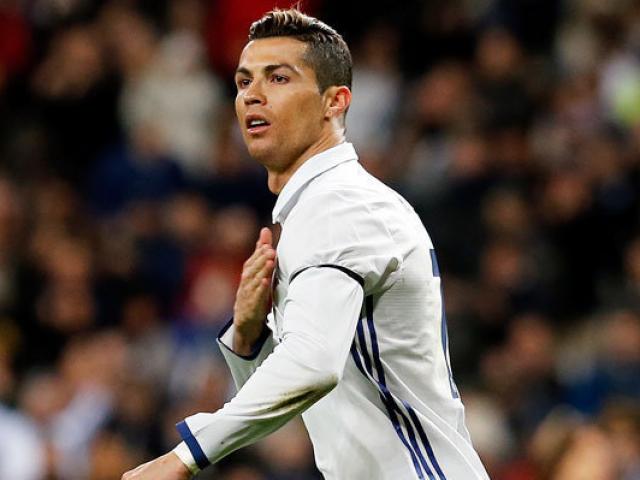 Biến ở Real: Ronaldo bất mãn, ghen tị với Messi
