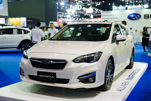 Cận cảnh Subaru Impreza 2017 giá 1,7 tỷ đồng - 1
