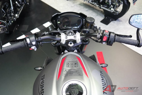 2017 Triumph Street Triple RS bao giờ về Việt Nam? - 4