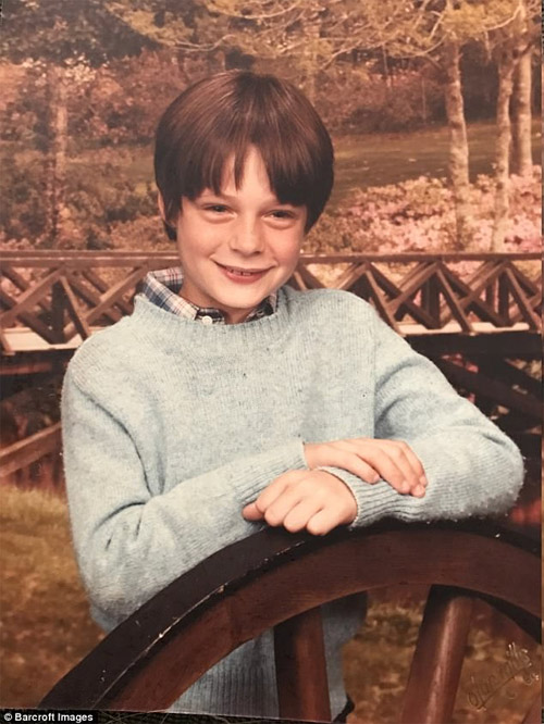 Ai tin nổi anh nông dân lại thành vũ nữ thoát y thế này! - 2