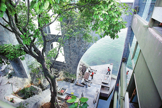 Choáng ngợp biệt thự của "ác nữ" đẹp nhất màn ảnh - 12