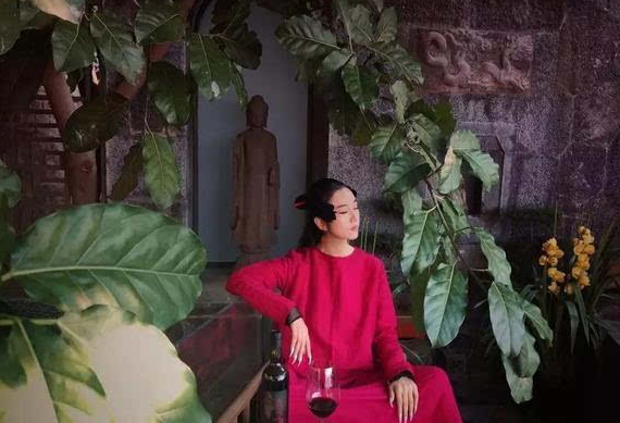 Choáng ngợp biệt thự của "ác nữ" đẹp nhất màn ảnh - 7