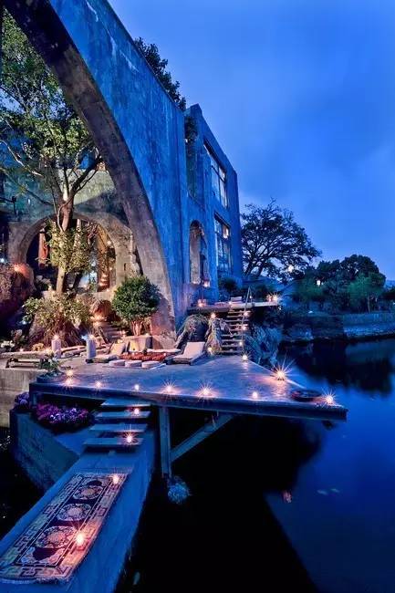 Choáng ngợp biệt thự của "ác nữ" đẹp nhất màn ảnh - 3