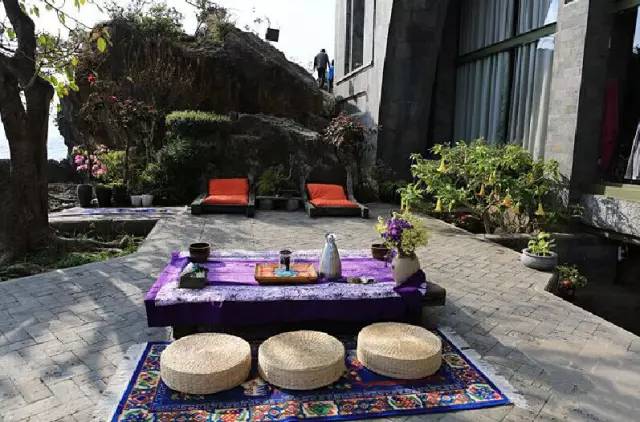 Choáng ngợp biệt thự của "ác nữ" đẹp nhất màn ảnh - 4