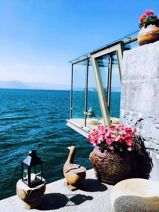 Choáng ngợp biệt thự của "ác nữ" đẹp nhất màn ảnh - 11