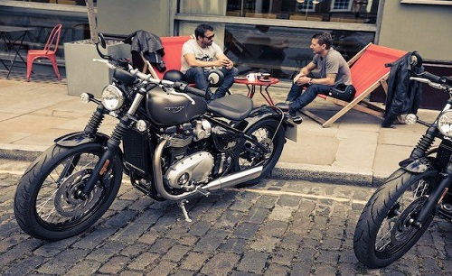 Triumph Bonneville Bobber lập kỷ lục doanh số bán hàng - 1