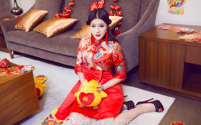 Nhưng khi nhìn bộ ảnh bikini hay nội y của cô, ai nấy đều sốc.