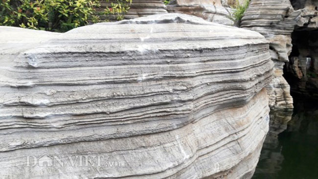 Hòn non bộ “độc nhất vô nhị” gần 100 tỷ đồng - 3