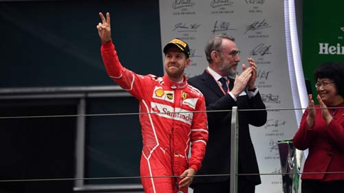 F1, khốc liệt Chinese GP: 5 xe bỏ cuộc, 8 người bị bắt vòng - 3