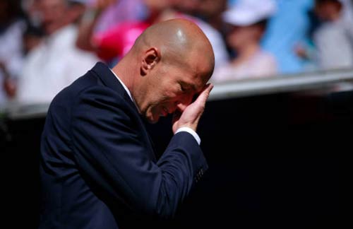 Real: Ronaldo tịt ngòi gần 16.000 giây, Zidane sợ lờ đi - 1
