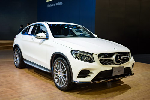 Mercedes GLC Coupe 2,6 tỷ đồng đấu BMW X4 - 1