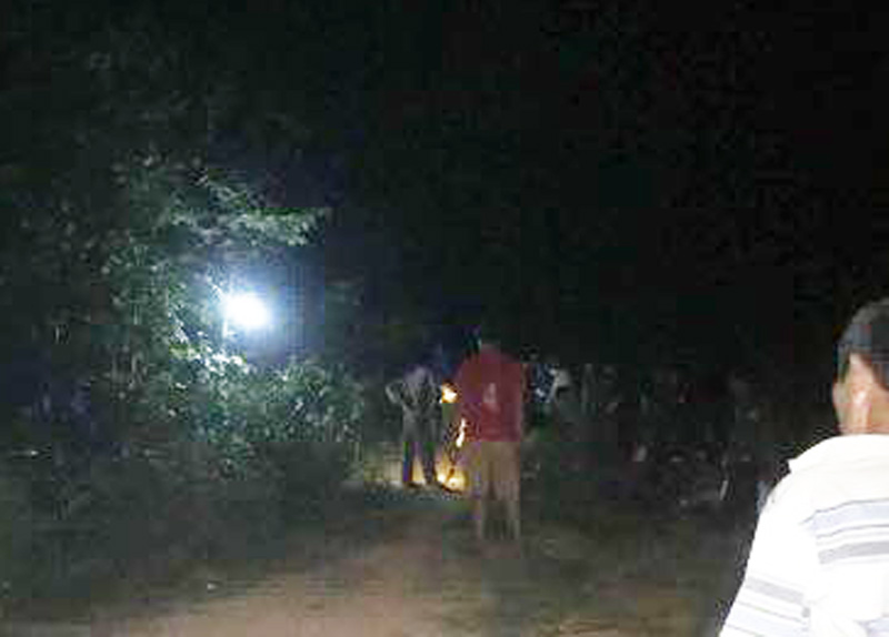 HOT nhất ngày: Cô gái xinh đẹp bỗng hóa bà lão, hình thù “kỳ dị” - 4