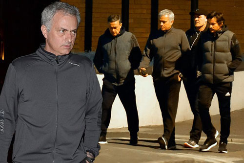 MU: Mơ vé cúp C1, Mourinho họp chiến thuật ở nhà hàng - 1