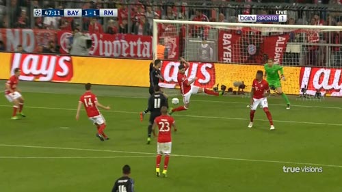 Ronaldo thăng hoa, những kẻ đối đầu phát điên vì ghen tức - 3