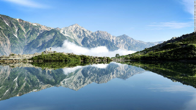 Phong cảnh hùng vĩ quanh hồ Happo ở Hakuba, tỉnh Nagano.