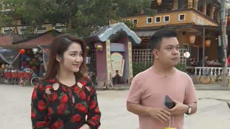 Châu Nhật Nguyên dẫn Hòa Minzy về quê gốc Hội An nghỉ dưỡng - 4