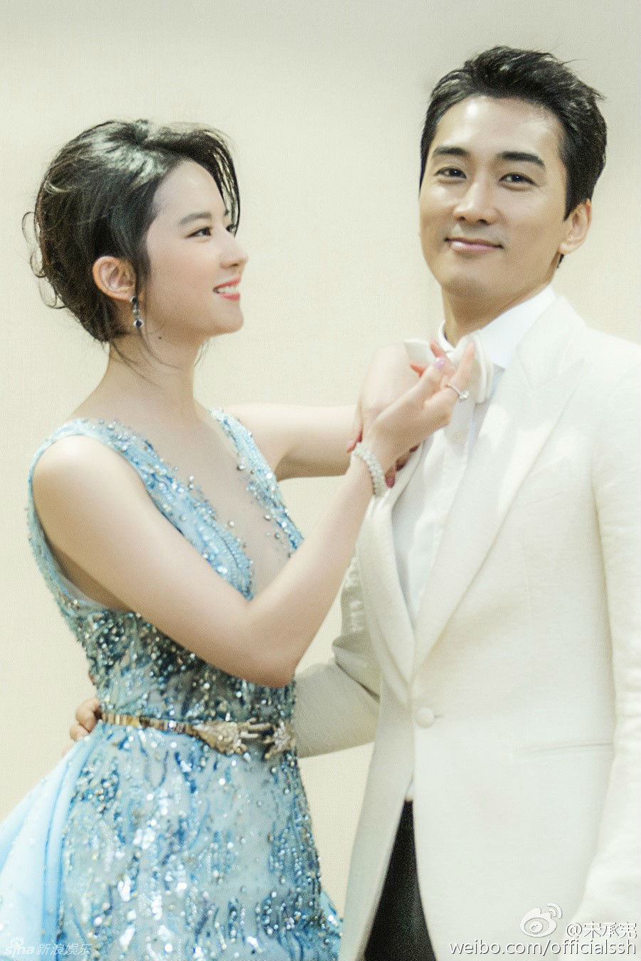 Khối tài sản khủng khi Lưu Diệc Phi làm vợ Song Seung Hun - 1