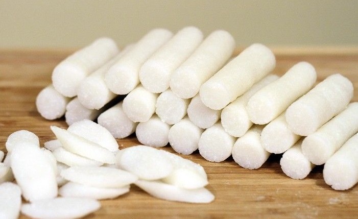 Cuối tuần, đãi bạn món tteokbokki cay nồng, ngon không cưỡng nổi - 11