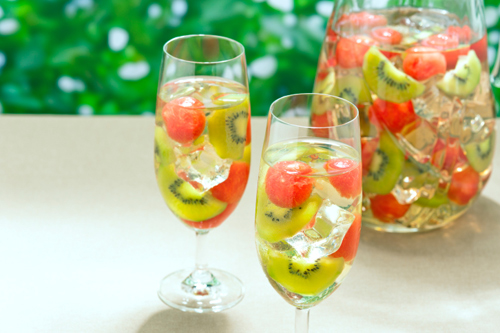 Nóng thế này, "triển" ngay và luôn 3 loại cocktail mát lạnh sau đây - 2