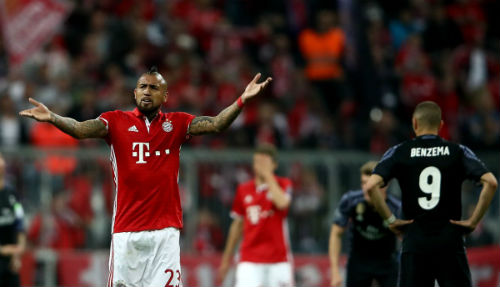 Real chớ vội mừng: Bayern - Vua của những màn lật đổ - 1